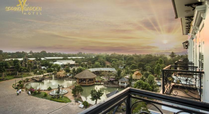 Spring Garden Hotel Lk Long Khanh Exteriér fotografie